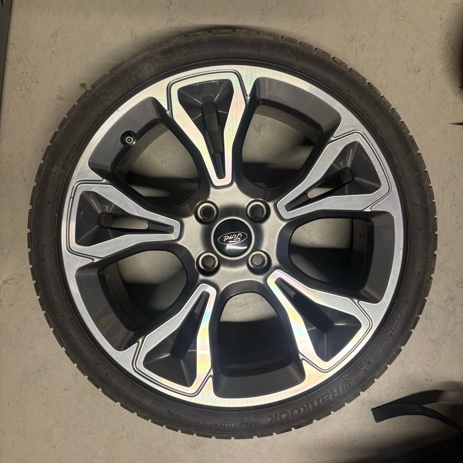Ford Fiesta ST-Line velgen met Hankook 205/40 R18 banden, Auto-onderdelen, Banden en Velgen, Ophalen, 18 inch, Gebruikt, Banden en Velgen