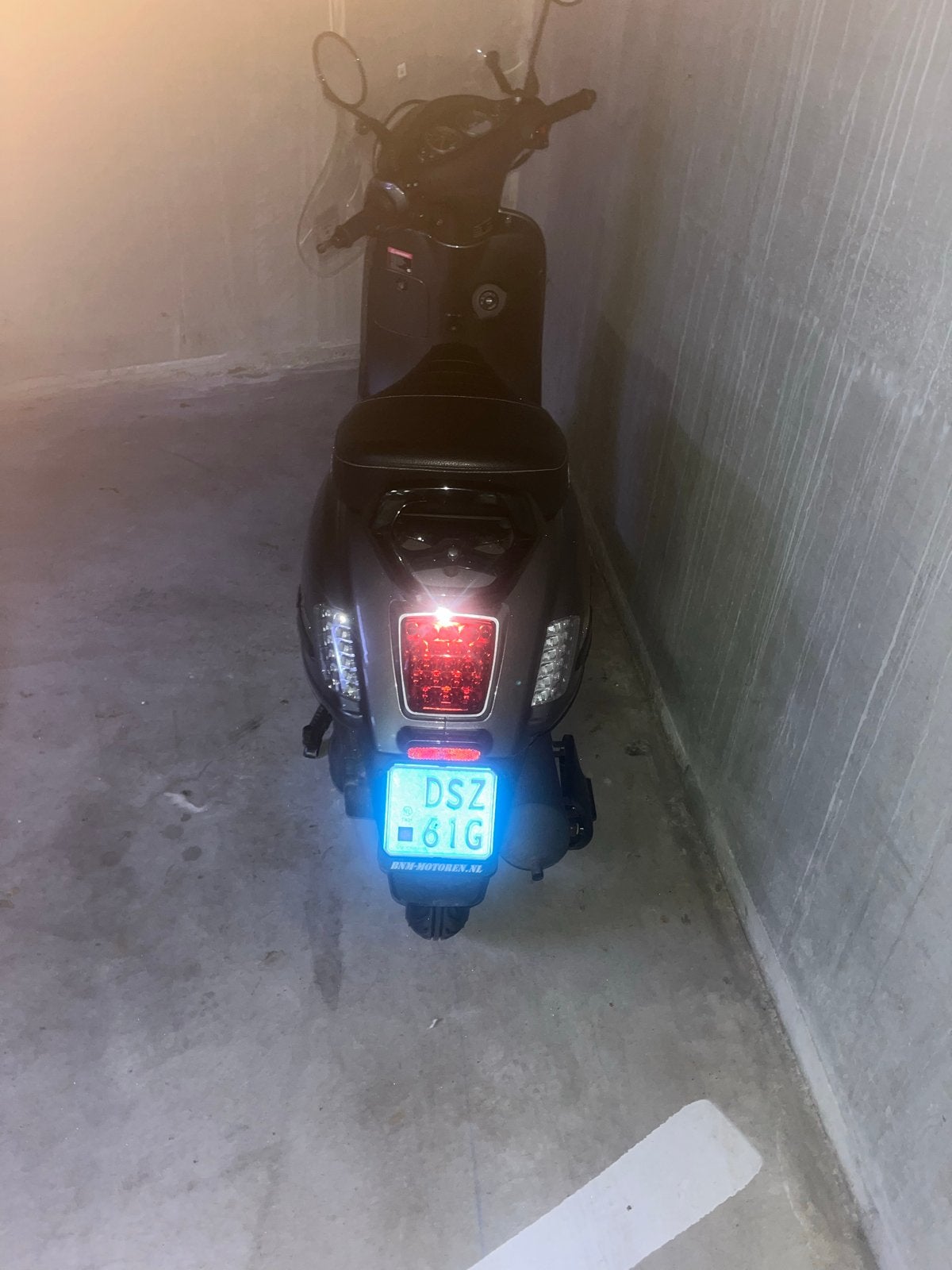 GTS Bravo Scooter met Windscherm - Zo goed als nieuw, Fietsen en Brommers, Ophalen of Verzenden, Zo goed als nieuw, Benzine, Overige merken