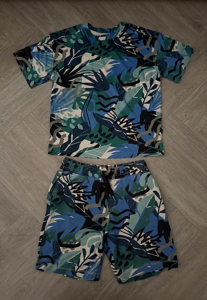 Stoere tweedelige set Hawaï print, maat 110!, Verzenden, Zo goed als nieuw, Jongen, Setje