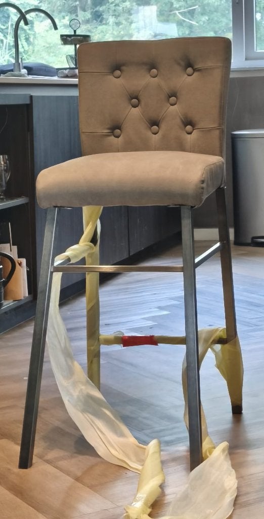 Foto 4 van NIEUWE mooie set van 2 barkrukken/barstoelen