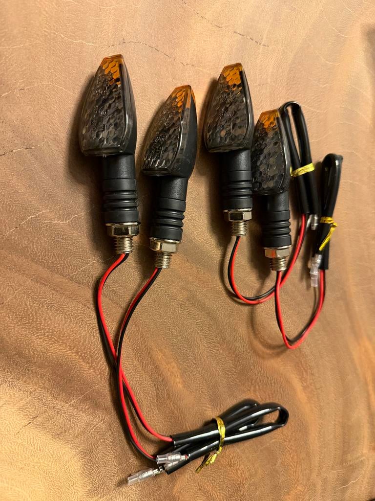 4 Nieuwe LED Knipperlichten voor Motor/Scooter, Motoren, Ophalen, Nieuw