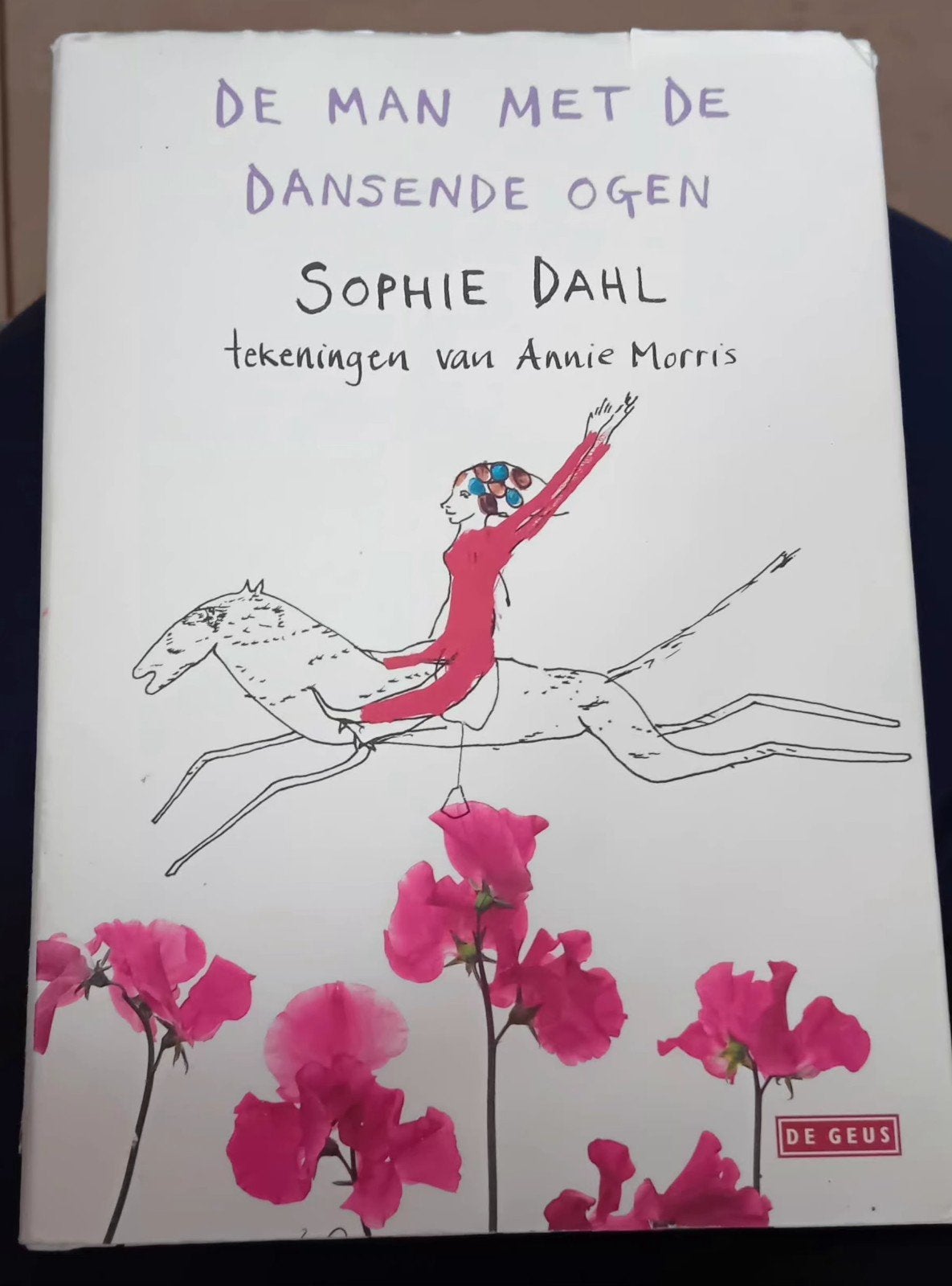De man met de dansende ogen - Sophie Dahl, Ophalen of Verzenden, Gelezen