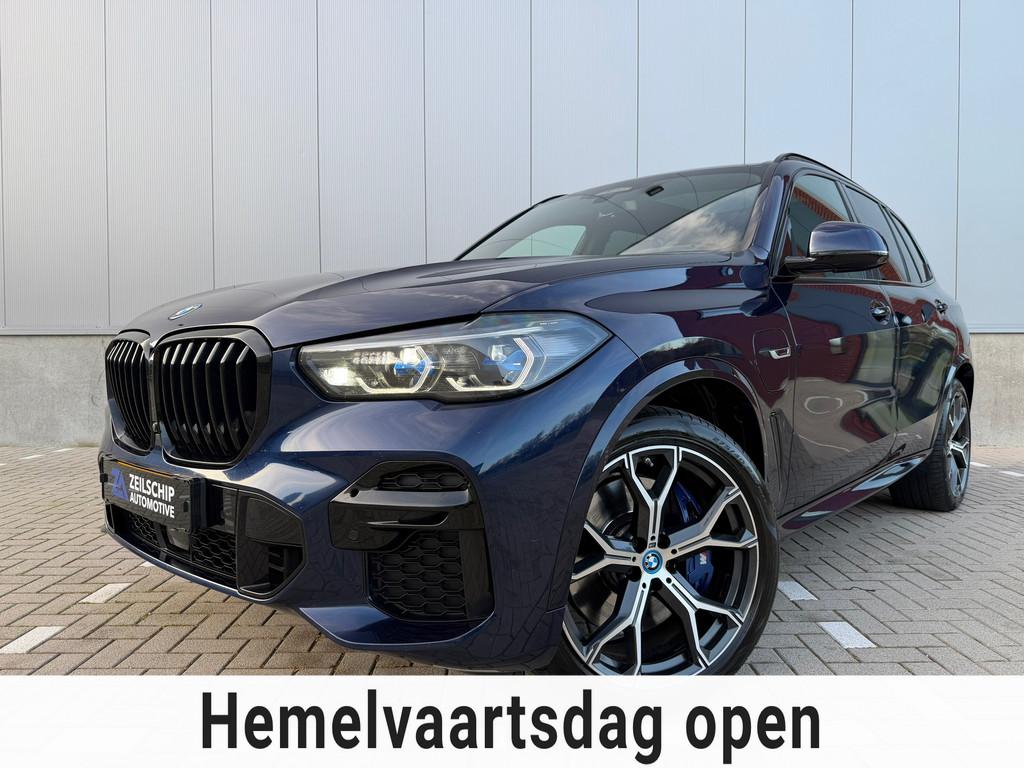 BMW X5 XDrive45e M-Sport|Achterasbesturing|Laser|BTW|SKY|HUD, Blauw, Adaptive Cruise Control, Hybride Elektrisch/Benzine, 2998 cc