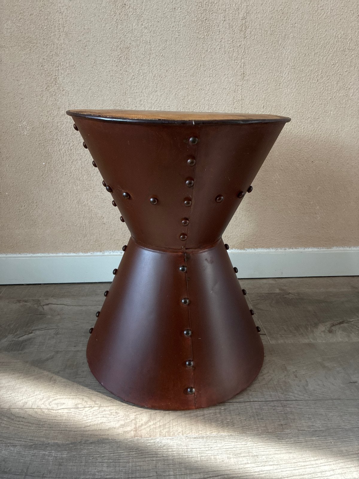 Ronde bijzettafel, 42 cm hoog, 34 cm rond, zo goed als nieuw, Ophalen, Minder dan 45 cm, Minder dan 55 cm, Metaal of Aluminium