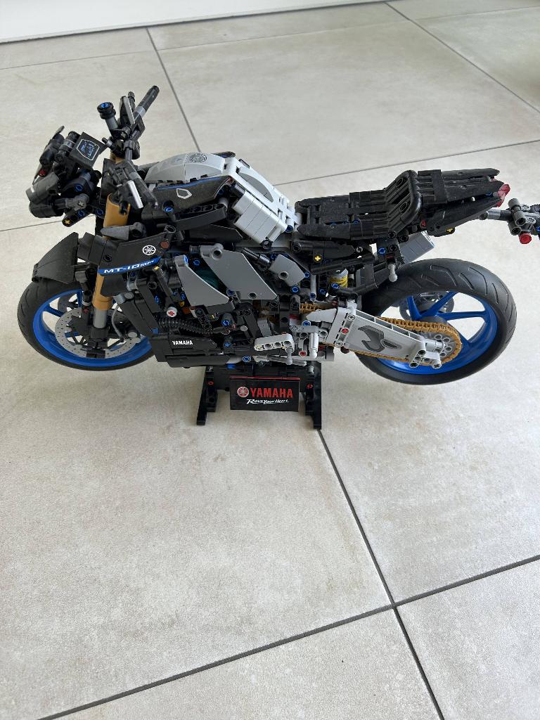 Lego 42159 Yamaha, Kinderen en Baby's, Speelgoed | Duplo en Lego, Ophalen, Lego, Compleet, Zo goed als nieuw