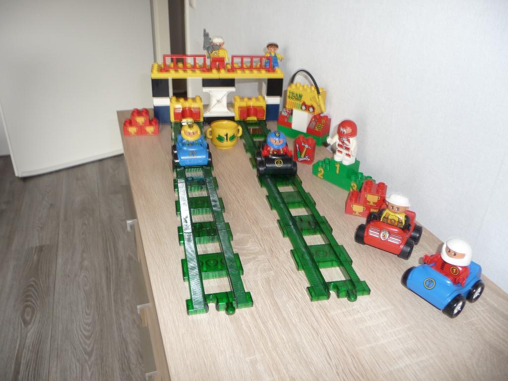 DUPLO  RACING TEAM, Ophalen of Verzenden, Zo goed als nieuw, Duplo