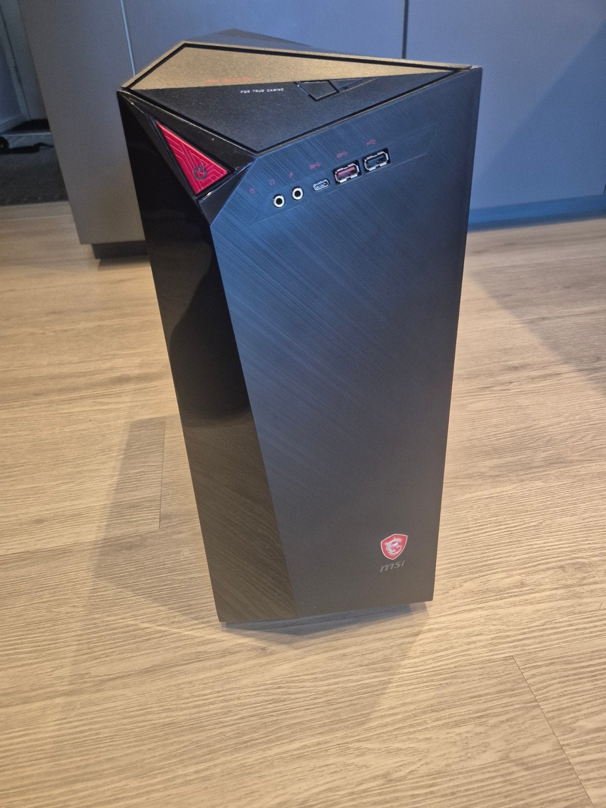 MSI Gaming PC met RTX 4060 8G i7-8700, 40GB RAM, 3TB opslag, Computers en Software, Gebruikt, Ophalen of Verzenden, Gaming, MSI Gaming PC