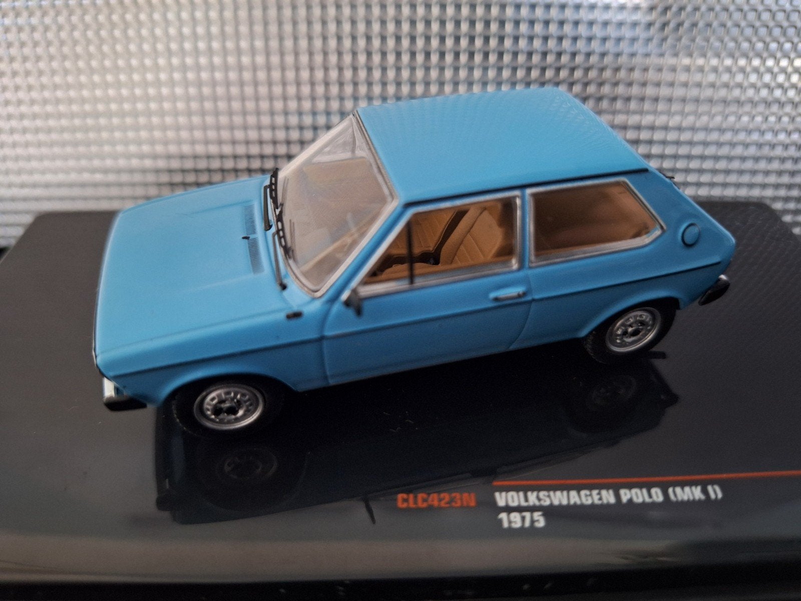 Volkswagen Polo MK I 1975 Schaal 1:43, Hobby en Vrije tijd, Modelauto's | 1:43, Overige merken, IXO, IXO, Nieuw