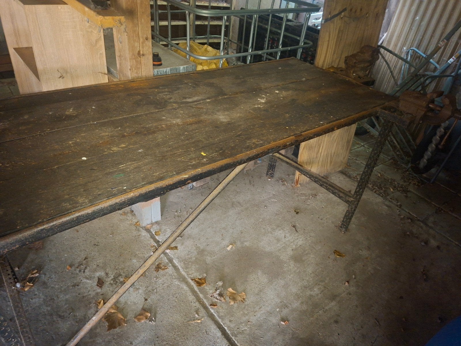 Oersterke Werktafel met 2 Vaste Bankschroeven, Ophalen, Gebruikt, 170 cm of meer, Bankschroef