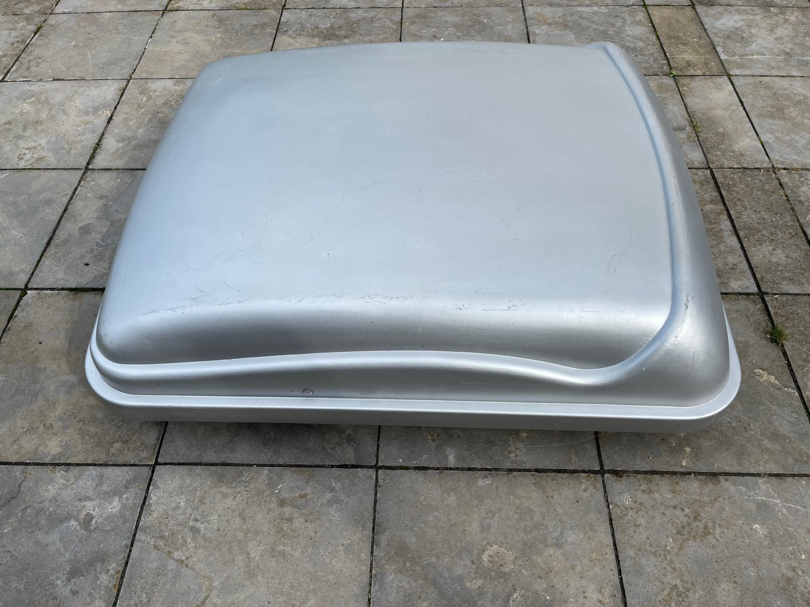 Dakkoffer +/- 115cm x +/- 100cm hoogte +/- 30cm, Ophalen, Gebruikt