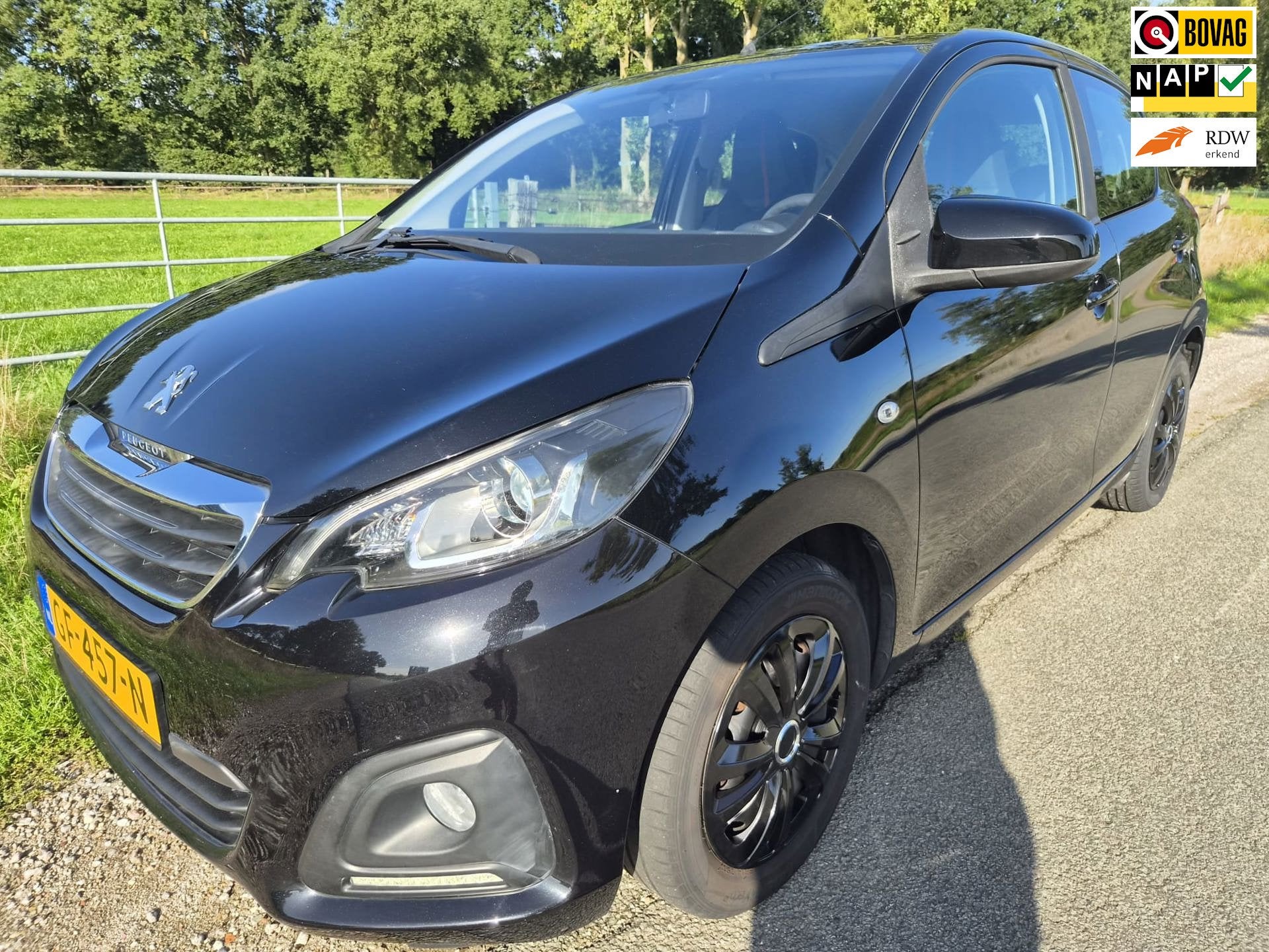 Peugeot 108 1.0 e-VTi Active zeer netjes met airco, Voorwielaandrijving, Stof, Gebruikt, Zwart