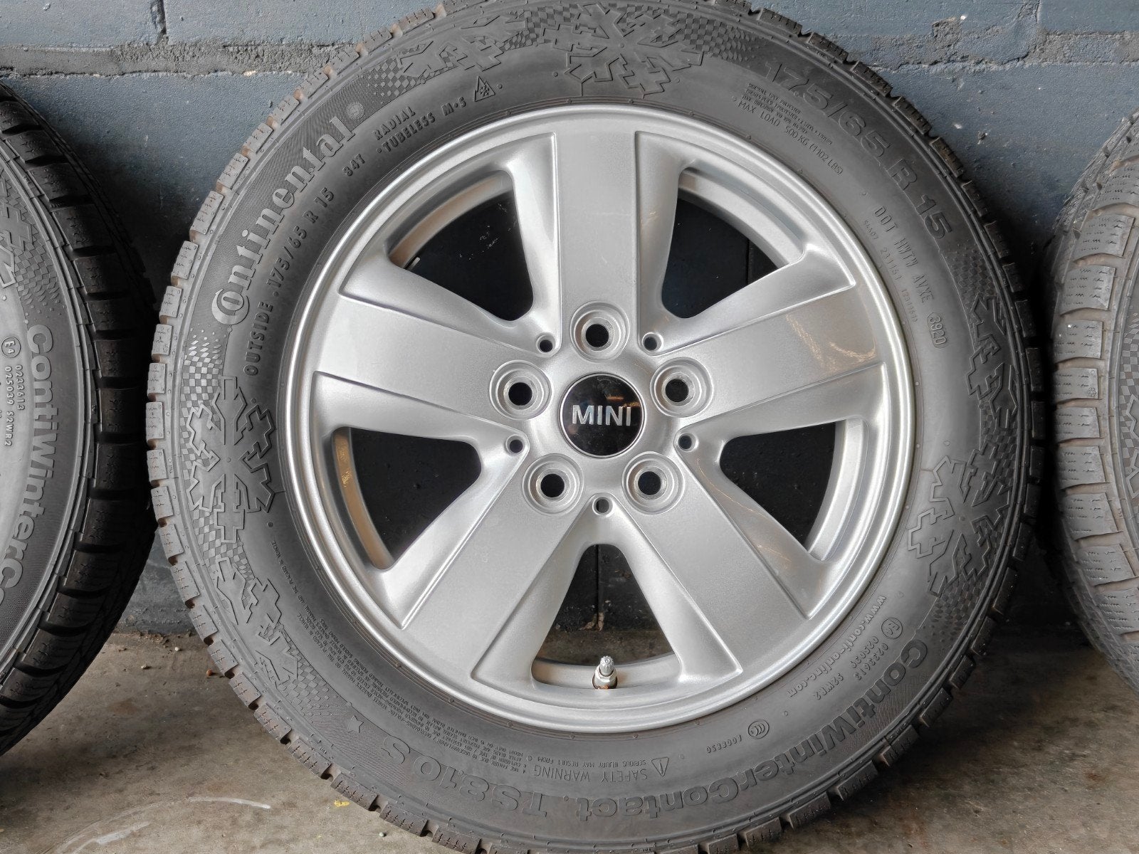 15" Originele Mini Cooper Winterset Continental TPMS, Auto-onderdelen, Ophalen, Gebruikt, 15 inch, 175 mm