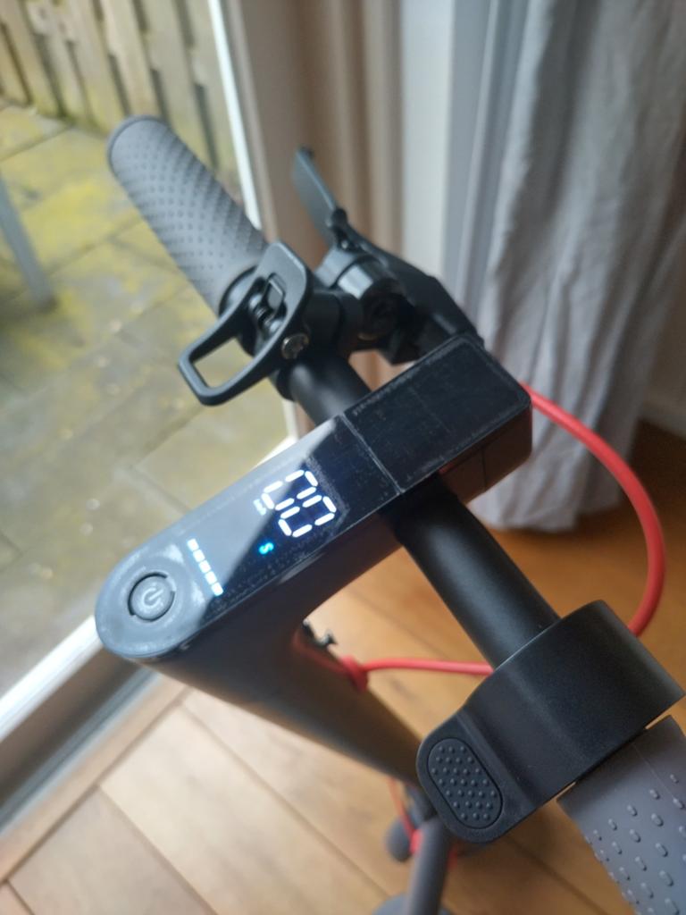 Elektrische step (E-scooter) - bijna nieuw, Fietsen en Brommers, Steps, Ophalen of Verzenden, Zo goed als nieuw, Elektrische step (E-scooter)