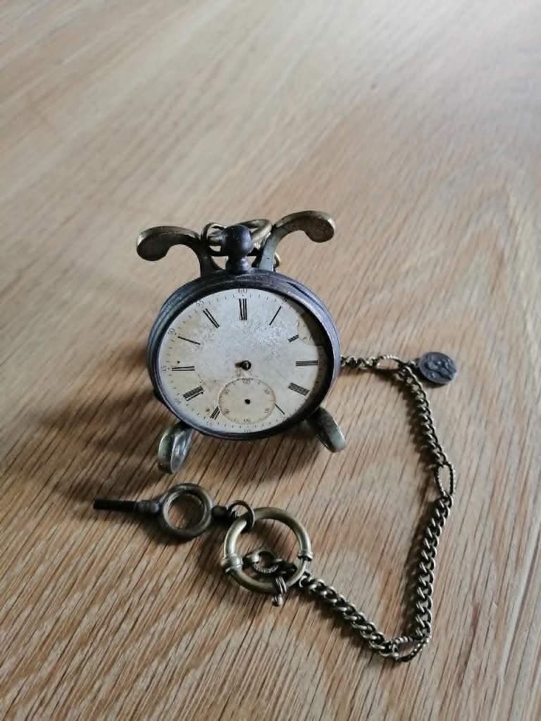 Zak horloge met standaard, Zakhorloge, Staal, Met ketting, Ophalen