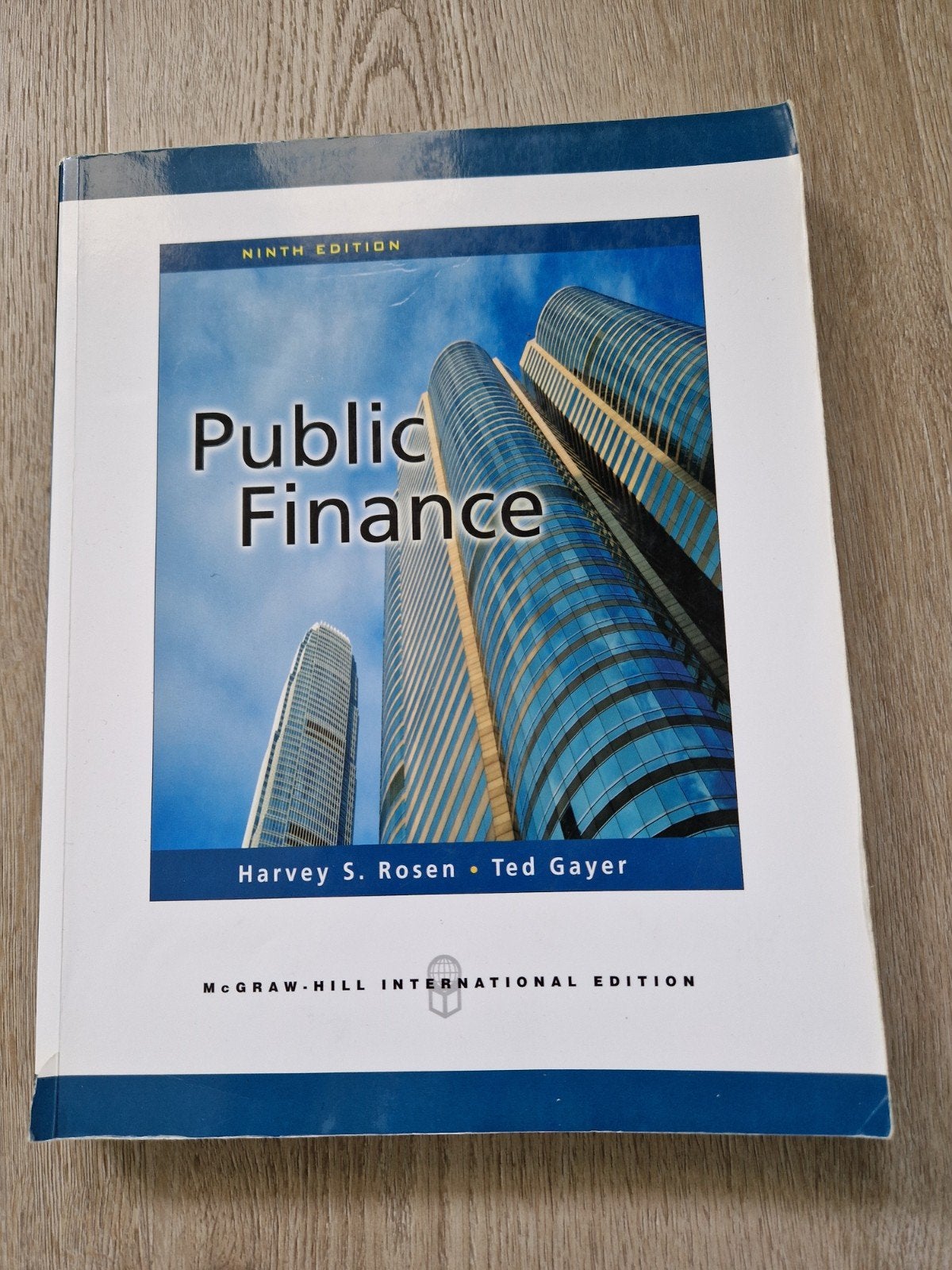 Public Finance, Ophalen of Verzenden, Beta, Zo goed als nieuw, WO