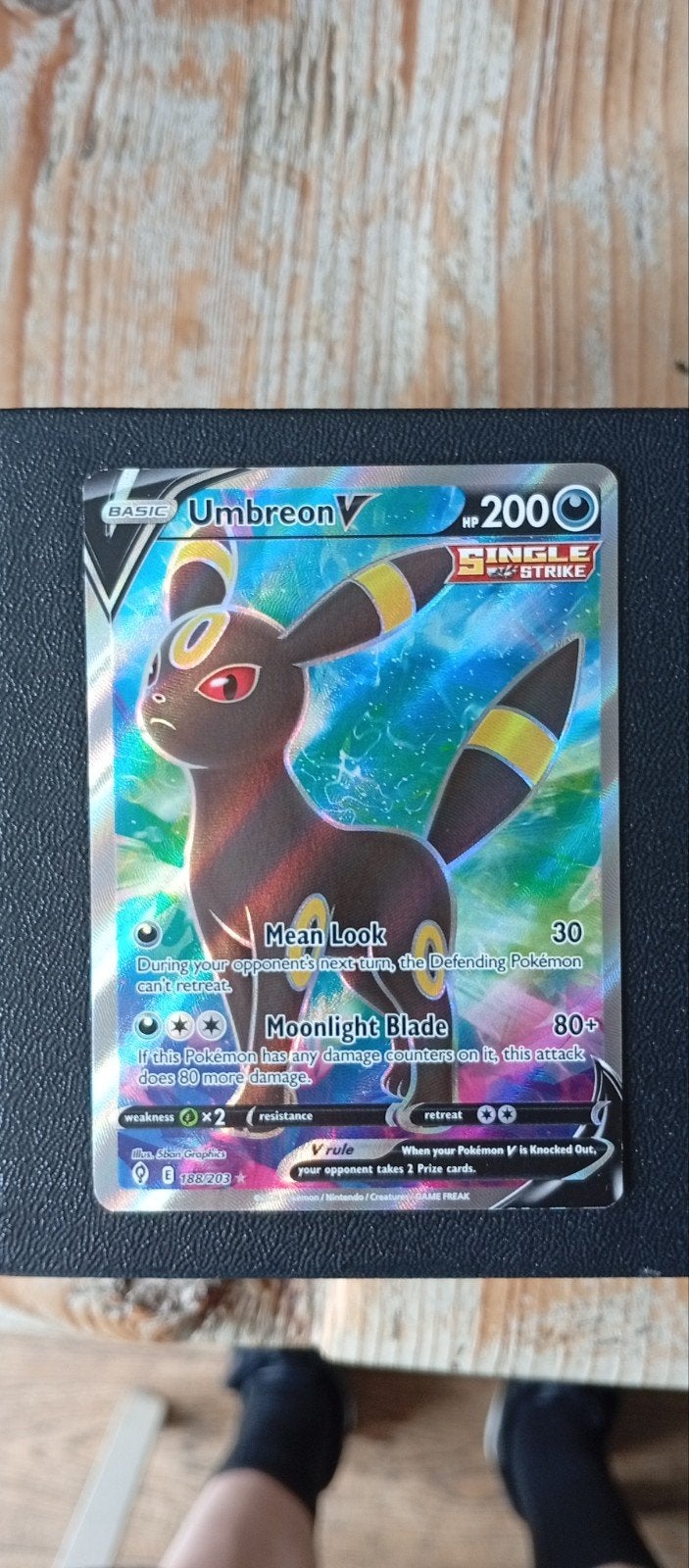 Umbreon V 188 full art Pokémon kaart, Ophalen of Verzenden, Zo goed als nieuw, Losse kaart, Foil