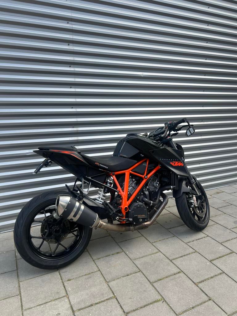 KTM 1290 Super Duke R 2014