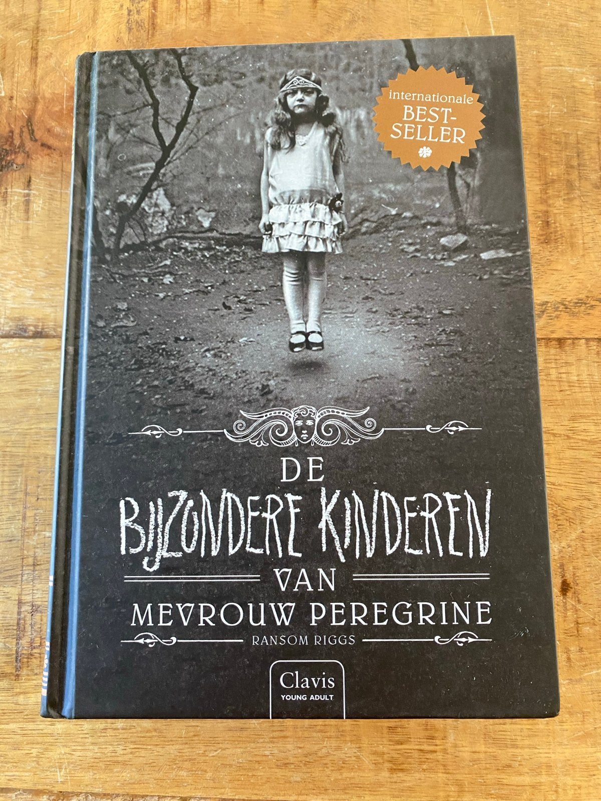 Ransom Riggs - De bijzondere kinderen van mevrouw Peregrine, Ophalen of Verzenden, Zo goed als nieuw, Ransom Riggs