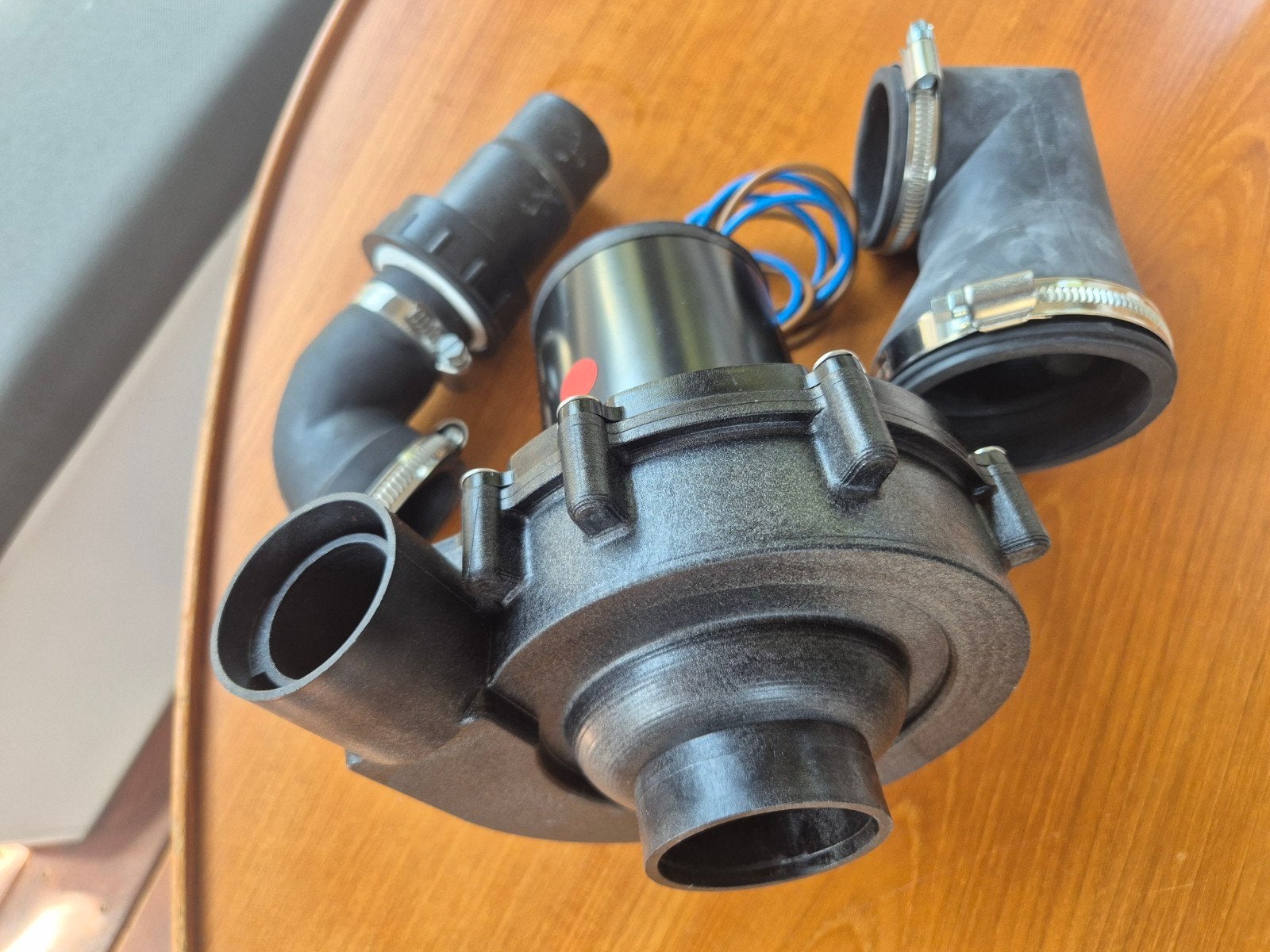 Boot Toilet Electrische Spoelpomp 12V Laguna Hydro-Vacuum, Watersport en Boten, Ophalen of Verzenden, Nieuw, Kombuis en Sanitair