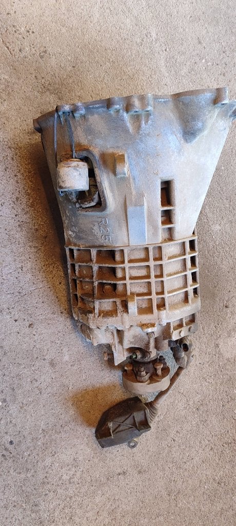 5 gang versnellingsbak opel omega R25, Auto-onderdelen, Ophalen, Gebruikt, Opel