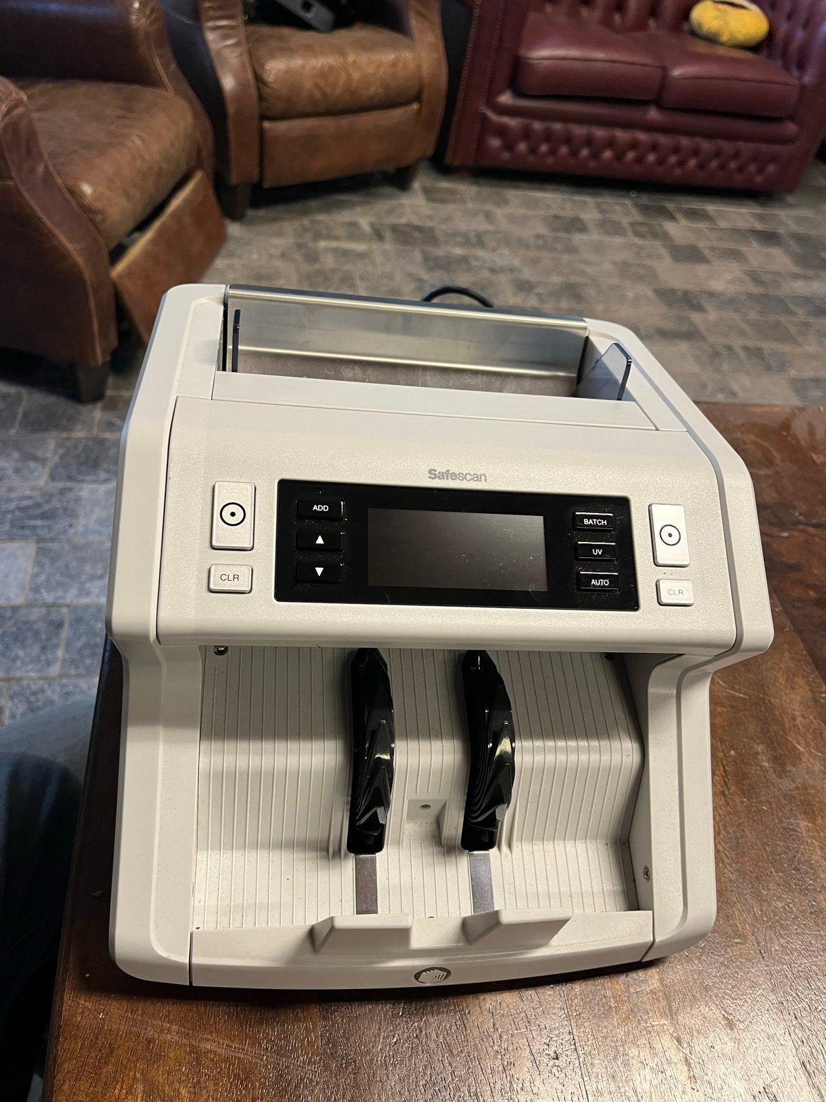 Safescan 2210 Bankbiljetteller - Zo goed als nieuw, Postzegels en Munten, Ophalen of Verzenden, Overige typen