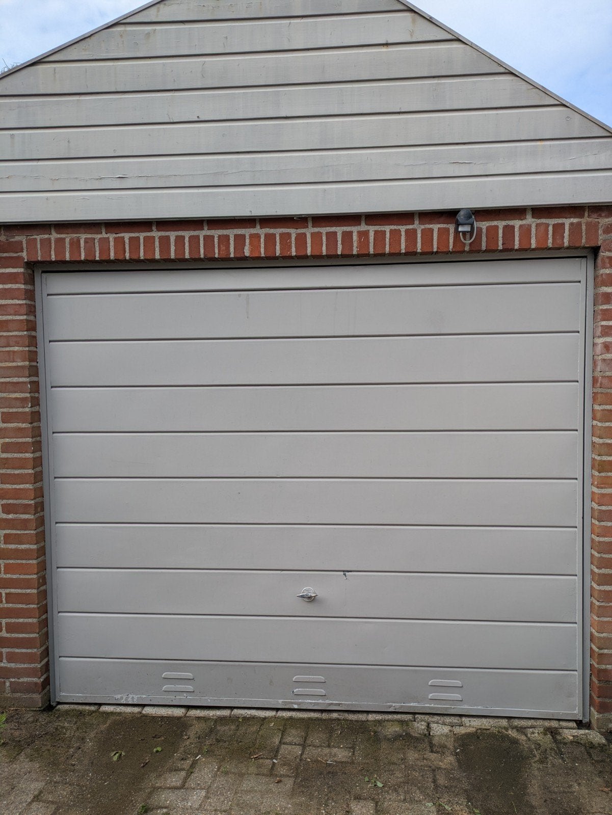 Sectioneel garagedeur met Marantec Comfort 220.2 motor, Doe-het-zelf en Verbouw, Deuren en Horren, Ophalen, Gebruikt, Garagedeur
