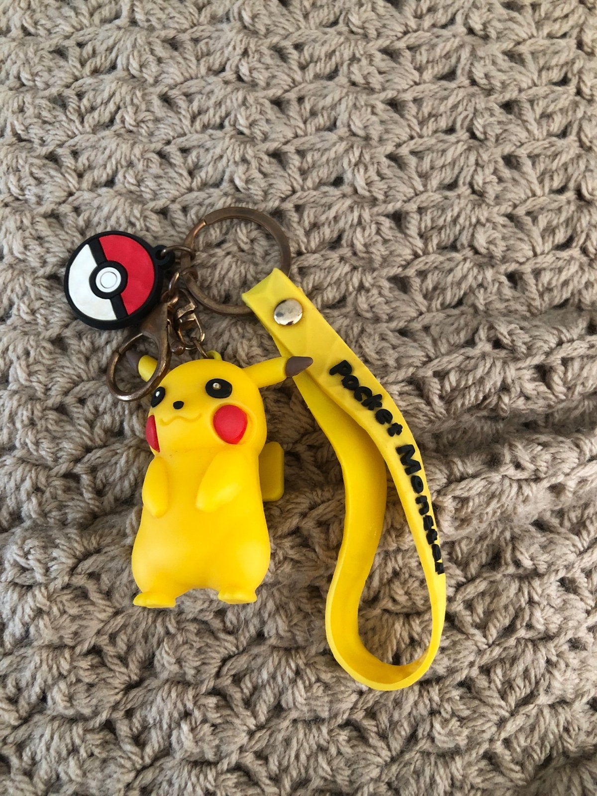Pikachu sleutelhanger met Pokébal en 'Pocket Monster', Ophalen of Verzenden, Gebruikt, Overige typen