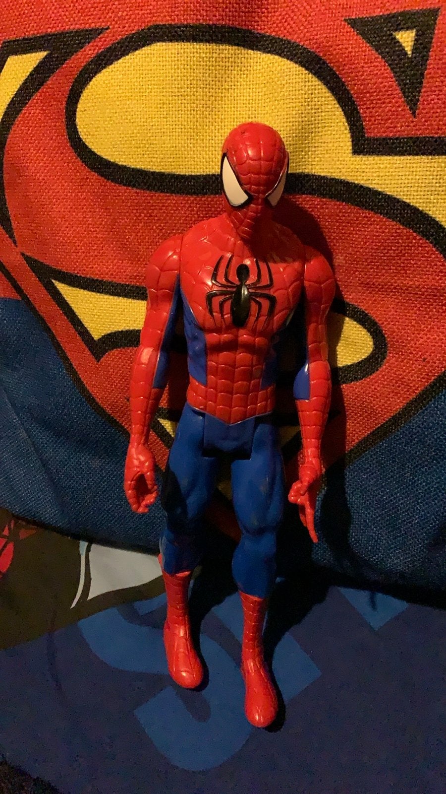 Spiderman actiefiguur - Klassieke rode en blauwe outfit, Ophalen of Verzenden, Gebruikt