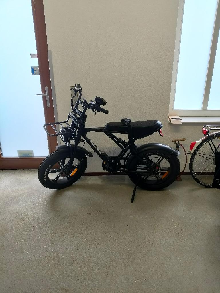 Bijna nieuwe Fatbike OUXI H9. 2 Sleut., alarm., 880km!, Fietsen en Brommers, Elektrische fietsen, Zo goed als nieuw, 59 cm of meer