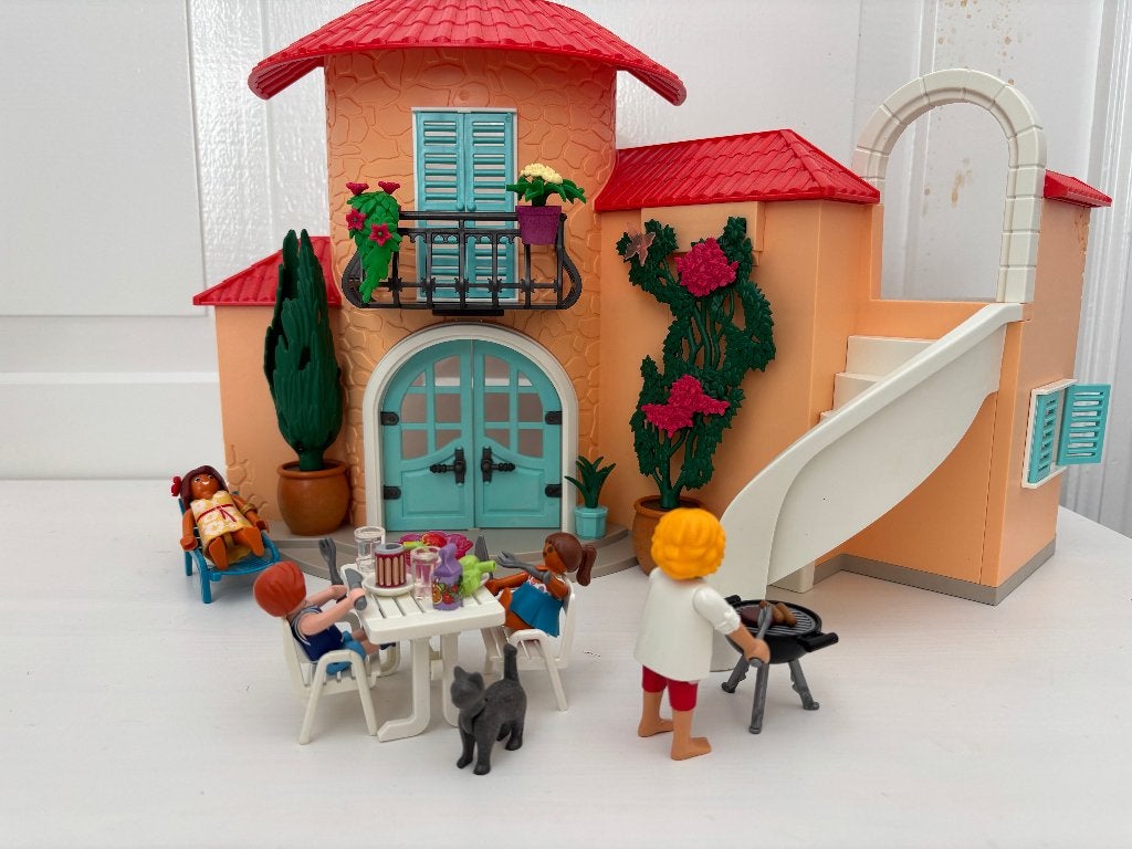 Playmobil villa  - huis 🌞 complete set 9420, Gebouw, Complete set, Zo goed als nieuw, Family fun