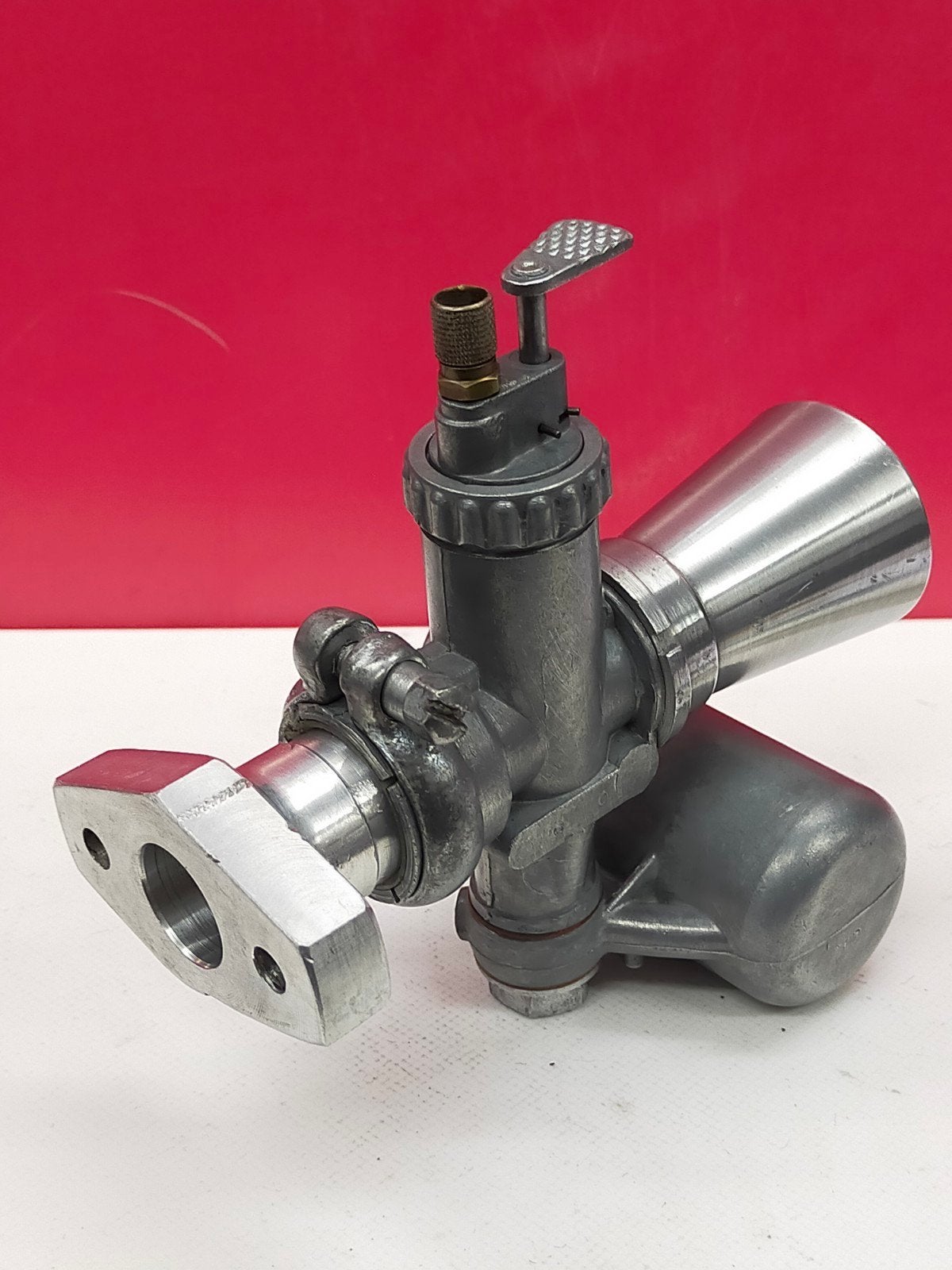 Dellorto UA 19 S carburateur. Ducati Benelli Kreidler enz, Ophalen of Verzenden, Zo goed als nieuw, Carburateur, Overige merken