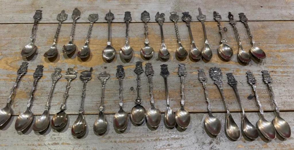 Diverse verzilverde lepeltjes van plaatsnamen, Antiek en Kunst, Antiek | Bestek, Ophalen of Verzenden
