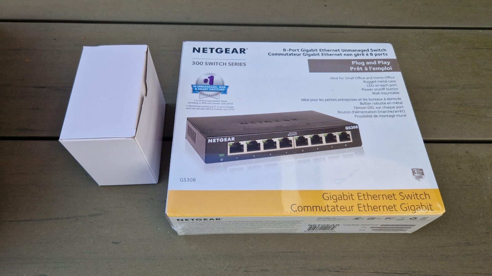 NETGEAR GS308 8-Poorts Gigabit Ethernet Unmanaged Switch, Ophalen of Verzenden, Nieuw