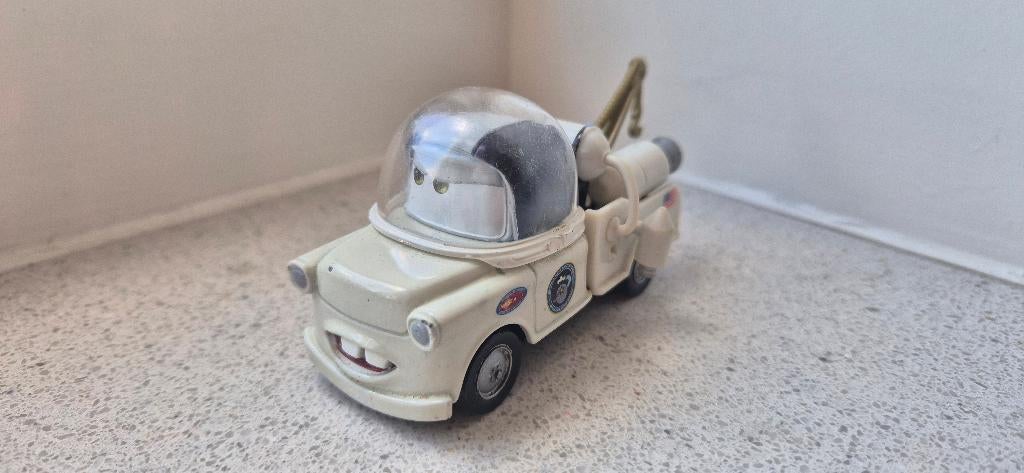 Disney Pixar Cars Mater Astronaut  , Kinderen en Baby's, Speelgoed | Speelgoedvoertuigen, Ophalen of Verzenden, Zo goed als nieuw