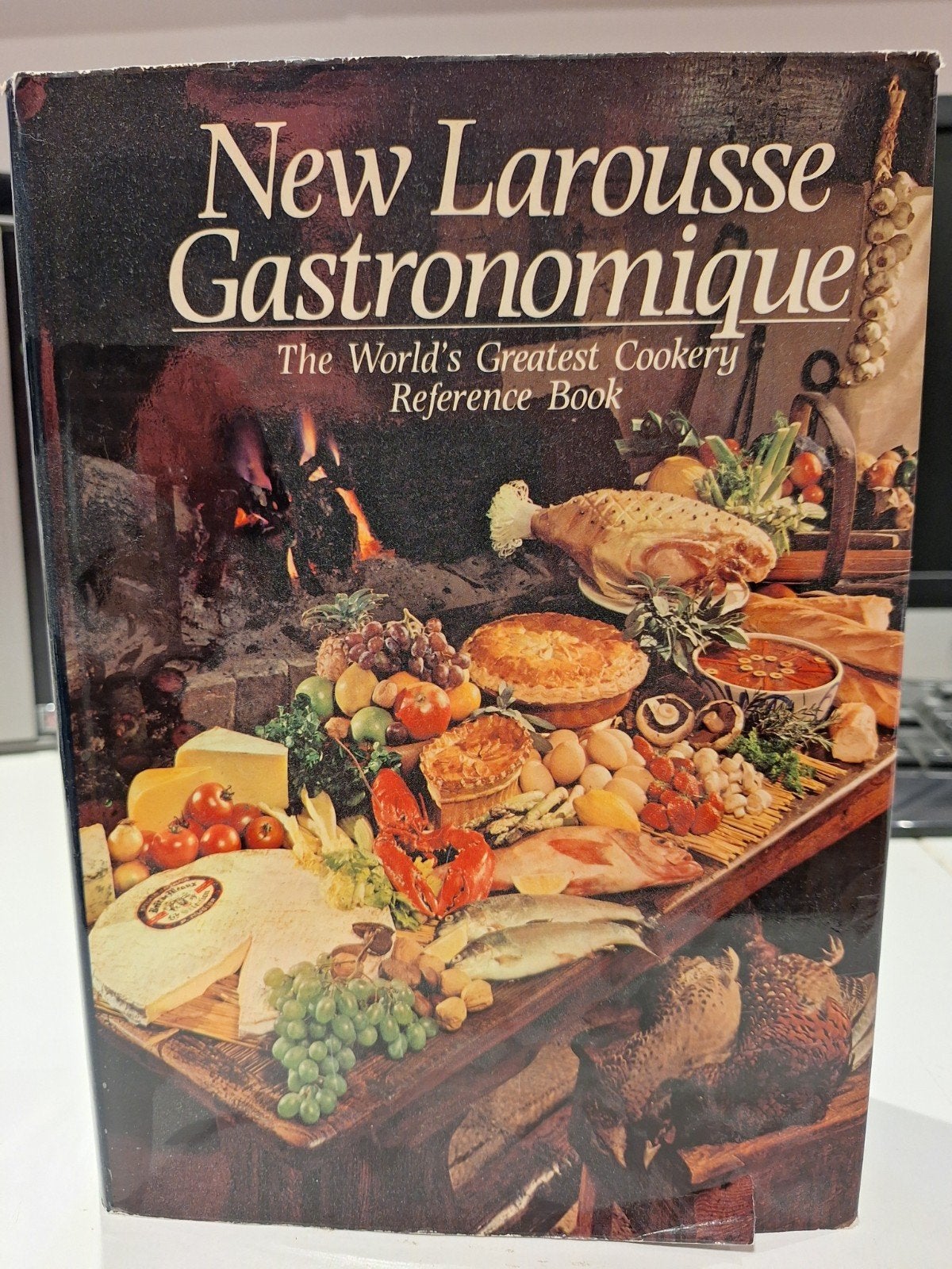 New Larousse Gastronomique - Wereldwijde Kookreferentie, Boeken, Kookboeken, Zo goed als nieuw, Voorgerechten en Soepen, Hoofdgerechten