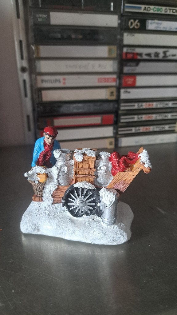 Melkventer voor kerstdorp (Z268-57), Ophalen of Verzenden, Zo goed als nieuw