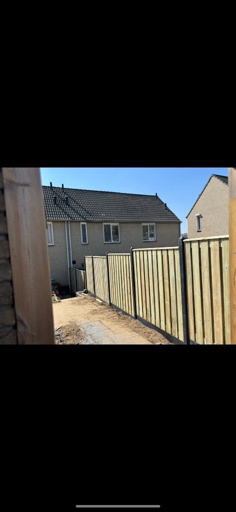 Grenen hout/beton schutting Inc montage, Tuin en Terras, Schuttingen, Ophalen, Hout, Minder dan 3 meter, 1 tot 2 meter