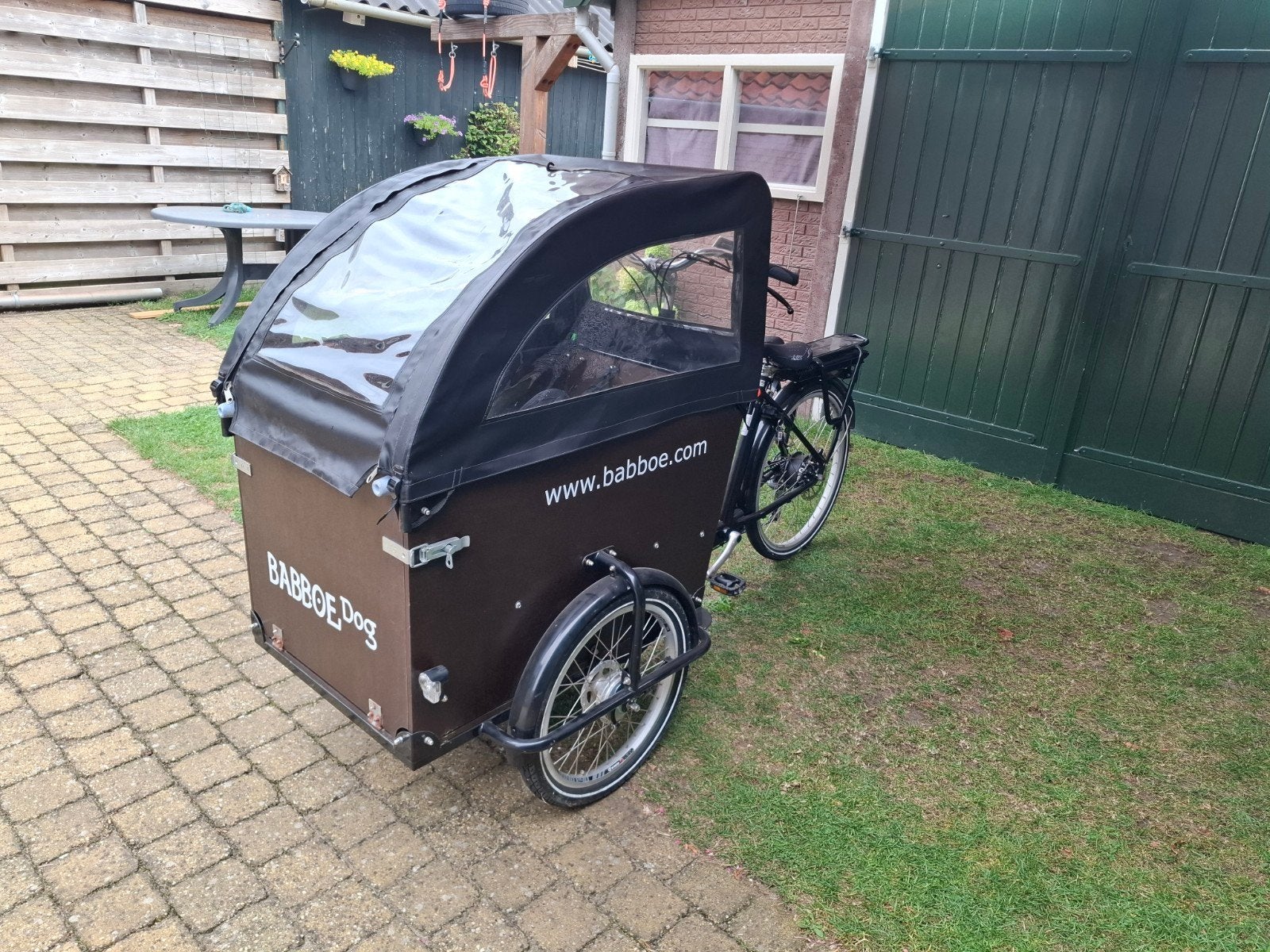 Babboe Dog bakfiets - Elektrisch met huif en regenhoes., Fietsen en Brommers, Fietsen | Bakfietsen, Overige merken, Goederen, Huif