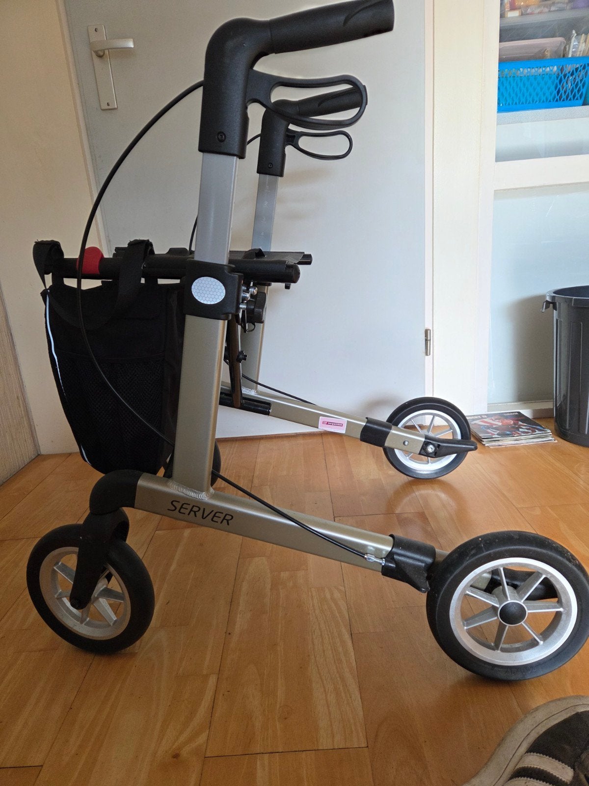 Rollator, Ophalen