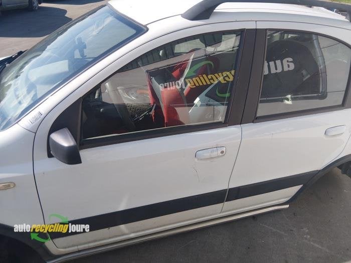 Portier 4Deurs links-voor van een Fiat Panda, Gebruikt, -, Deur, -