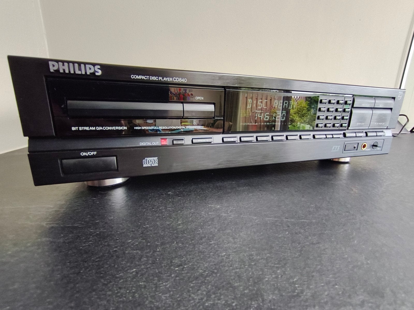 Philips cd840, Ophalen, Zo goed als nieuw, Philips