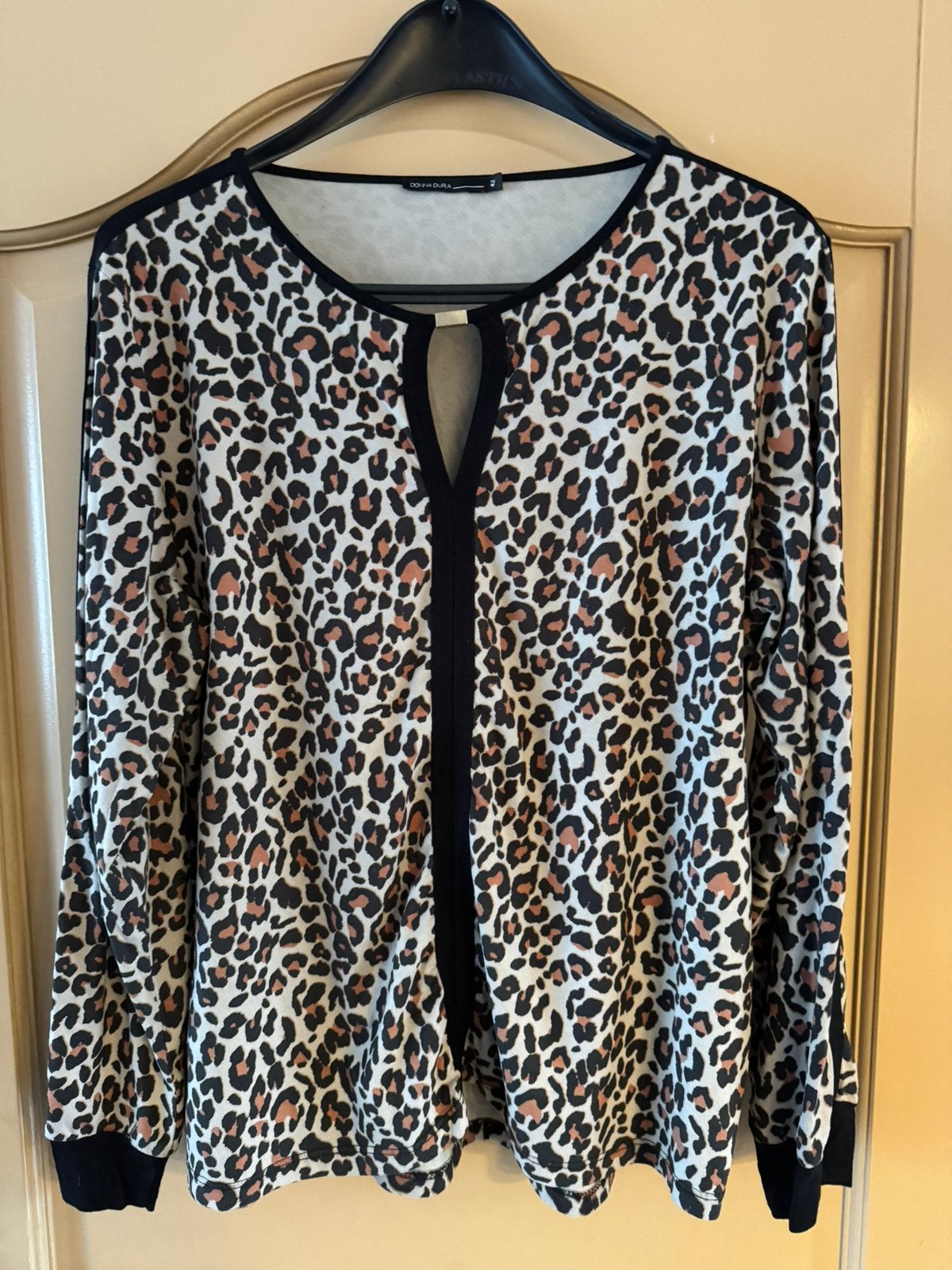 Mooi tijgerprint tuniek van Donna Dura maat 42 zgan, Ophalen of Verzenden, Maat 42/44 (L)