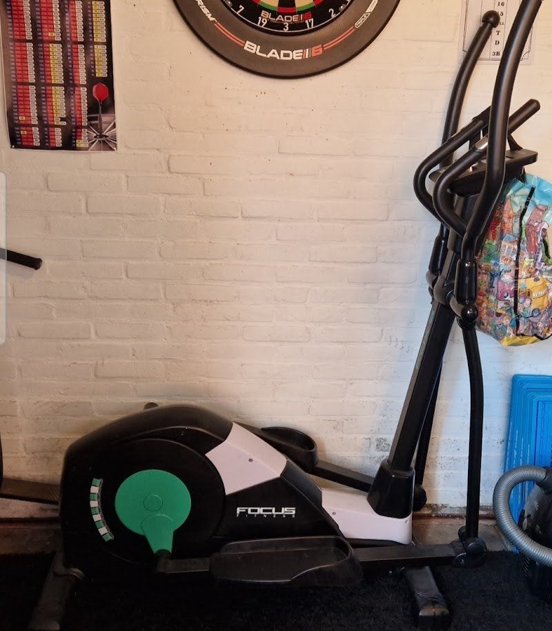 Focus Fitness Fox 3 crosstrainer (gebruikt, werkt nog top), Ophalen, Zo goed als nieuw, Benen, Crosstrainer
