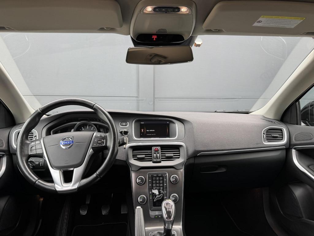 Volvo V40 1.6 T3 Momentum / 100% Onderhoud / Geen Import, Auto's, Voorwielaandrijving, Gebruikt, 4 cilinders, 150 pk
