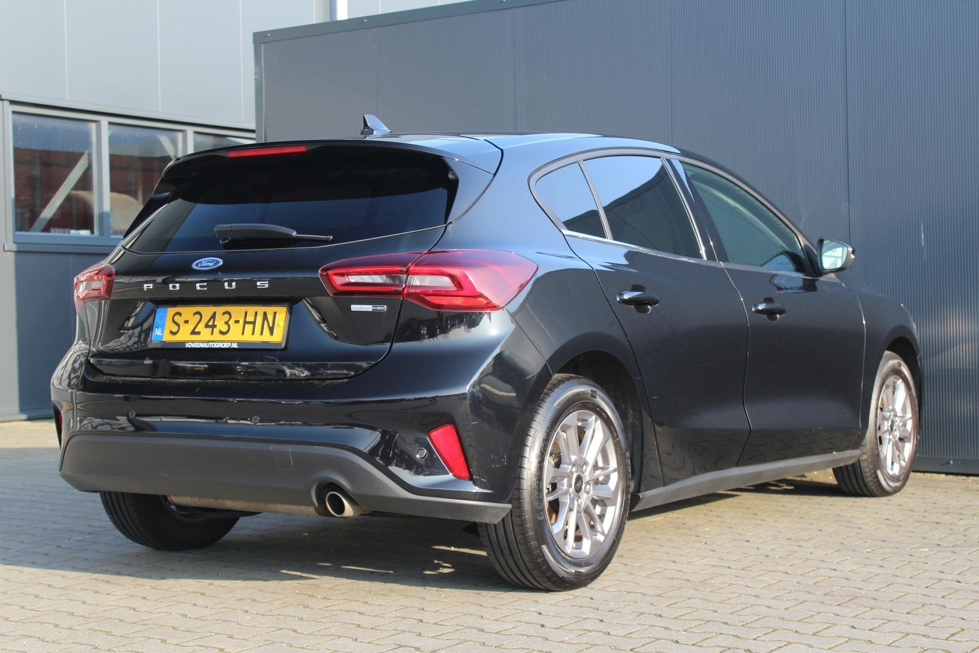 Ford Focus 1.0 EcoBoost Hybrid Titanium | Incl. 12 maanden g, Stof, Gebruikt, Zwart, Origineel Nederlands
