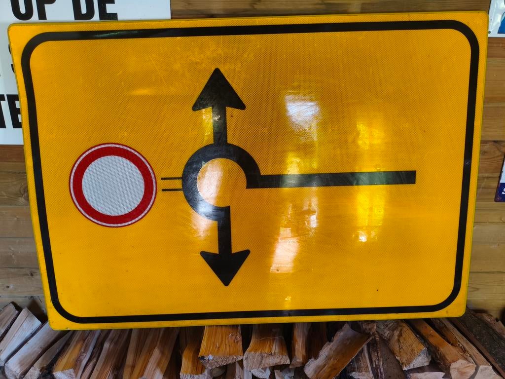Verkeersbord rotonde met verboden in te rijden, Ophalen of Verzenden