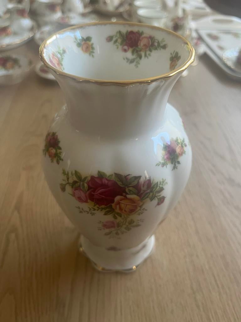 Royal Albert Old Country Roses: Theepot, kopjes en mandje, Ophalen
