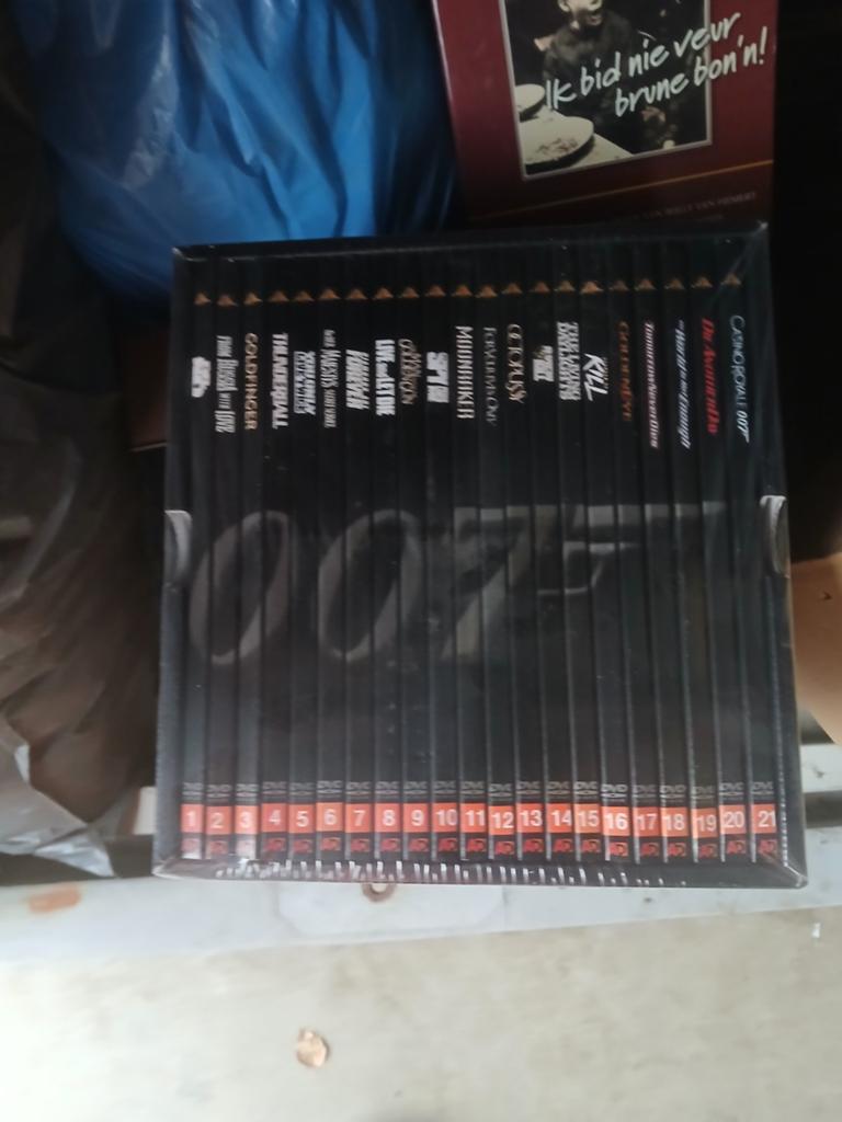 James Bond Boxset - Nieuw in Seal, Vanaf 12 jaar, Ophalen, Nieuw in verpakking, Actiethriller