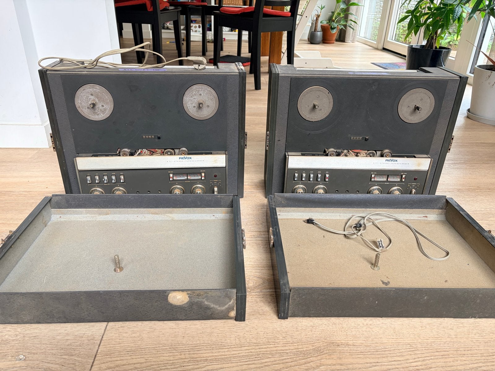 Revox A77 Stereo Bandrecorder (2 pieces), Ophalen, Bandrecorder