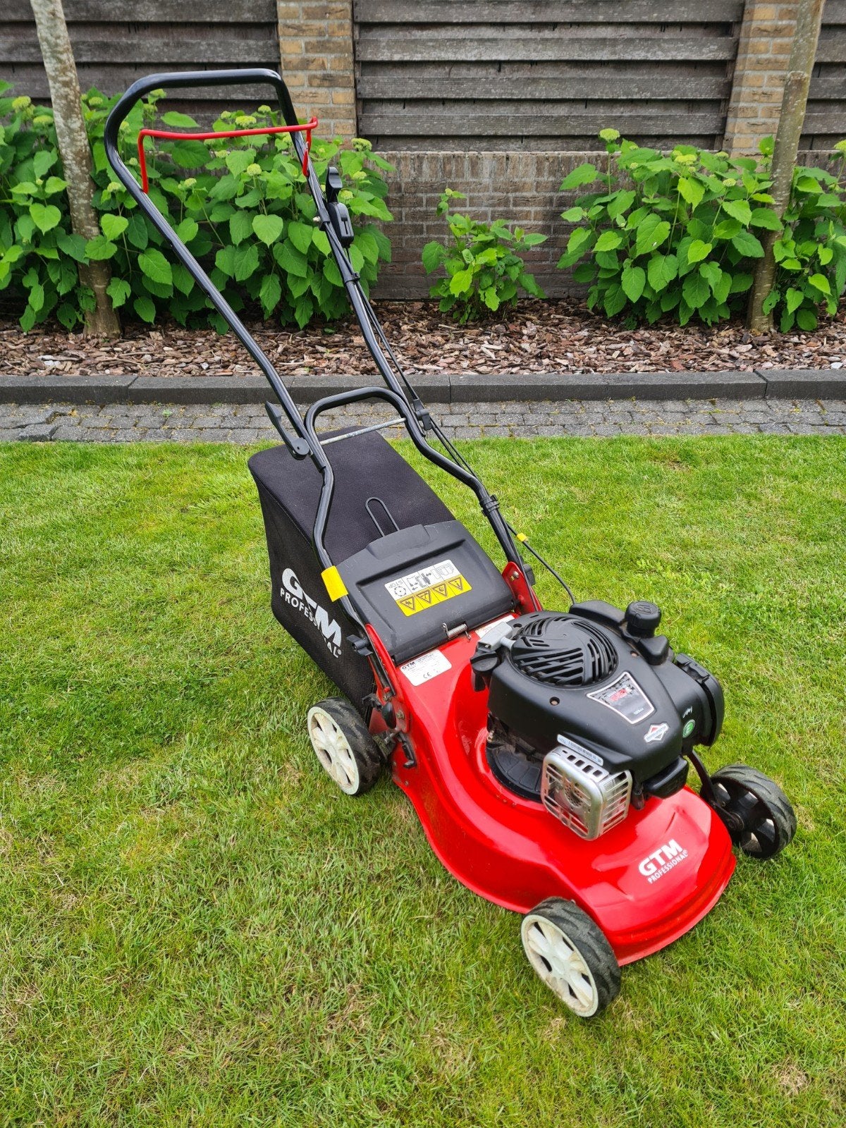 GTM Professional GTM400 PC Benzine Grasmaaier, Ophalen, Cirkelmaaier, Gebruikt, 40 t/m 49 cm